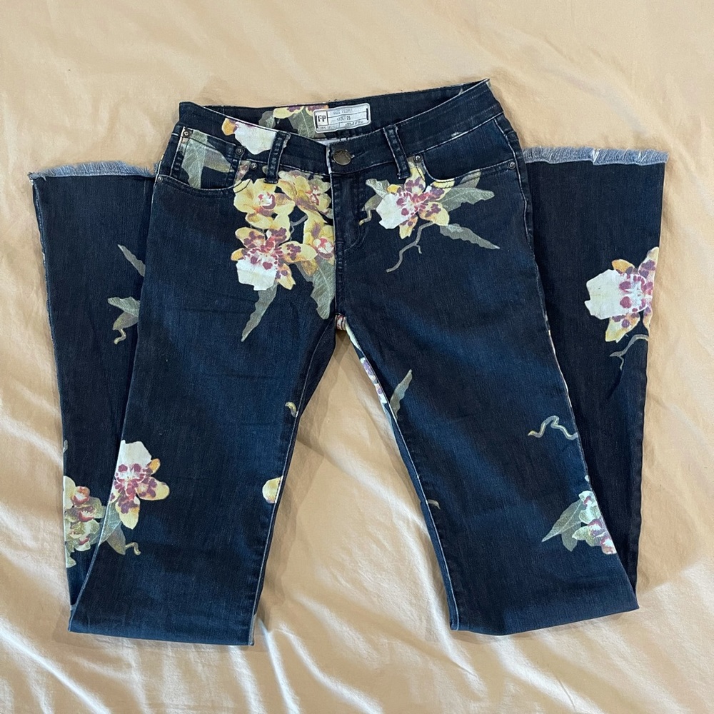 Free people denim floral bell bottoms NWOT size 25